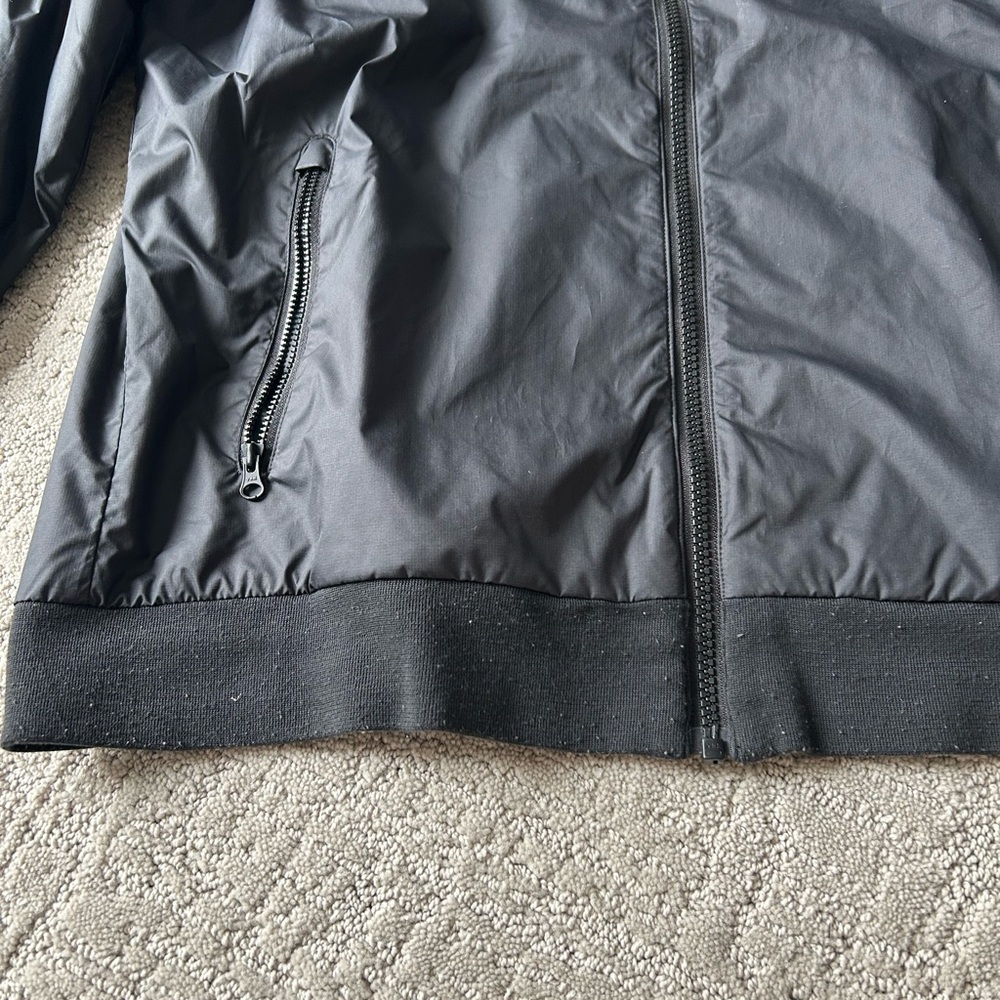 Nike Black Full-Zip Windbreaker Jacket with Hood - Picture 3 of 5